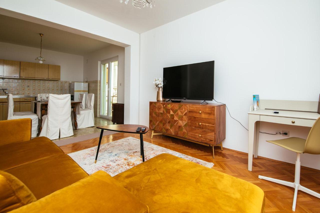 Apartment Michelin Примоштен Экстерьер фото
